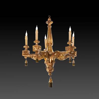 A carved and gilded wood chandelier, 5 arms of light, Italy, late 18th century (85 cm high, 65 cm diameter) (33 in. high, 26 in. diameter)