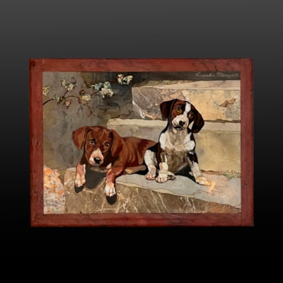 Exceptionnelle marqueterie de marbres polychromes représentant deux chiots et un papillon, école florentine, Italie, début XXème (26 cm x 20 cm)