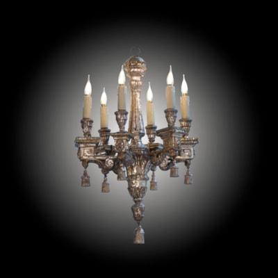 Petit lustre en bois sculpté et argenté, 6 bras de lumière à décor de grecques, Italie, fin XVIIIème (hauteur 62 cm, diamètre 42 cm)